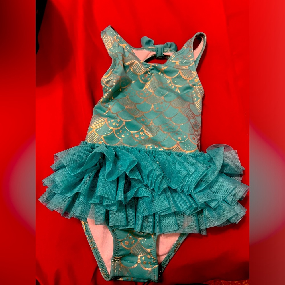 Cat & Jack toddler girl swimsuit 2T